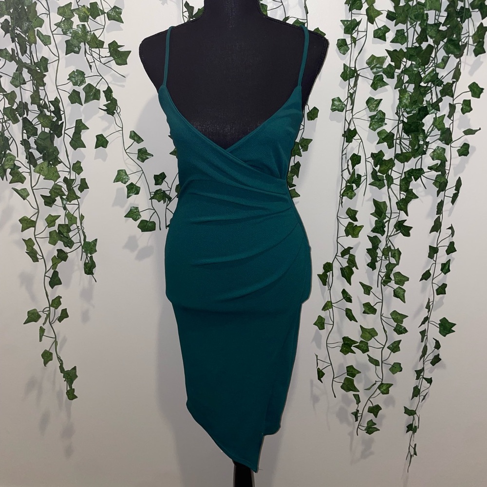 Pretty Little Thing | Lauriell Emerald Green Wrap Front Midi Dress
